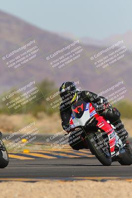 media/Nov-06-2023-Moto Forza (Mon) [[ce023d0744]]/3-Intermediate Group/Session 3 (Turn 5)/